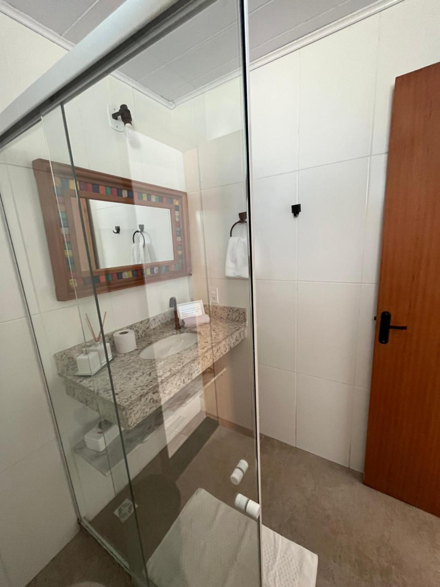 BOA SORTE SUITES com PISCINA GARAGEM e Pé na PRAIA de GERIBÁ Búzios Extérieur photo